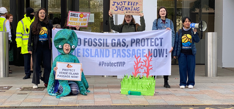 Protest vor der Shell-Zentrale in London 2023