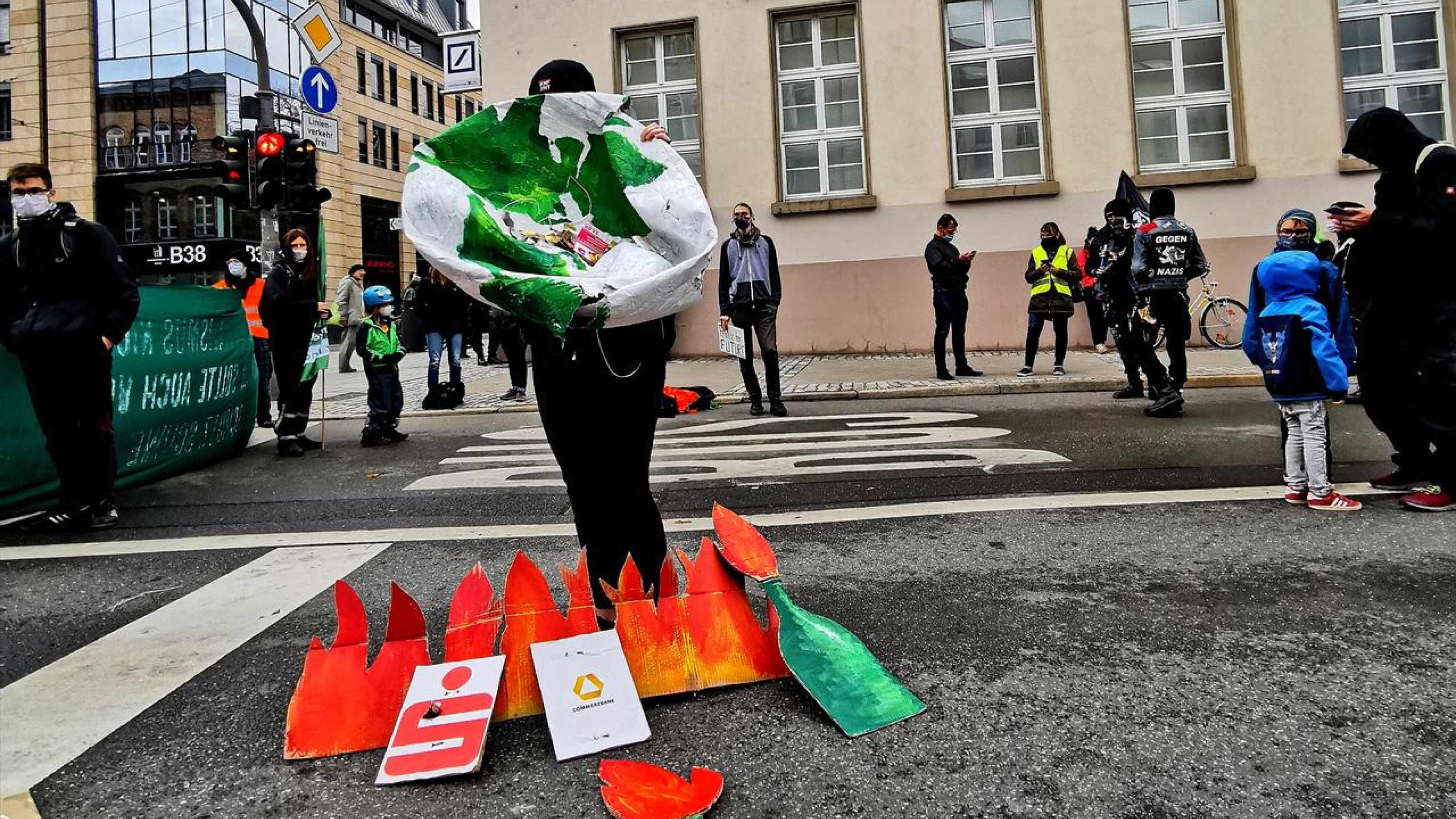 Fridays for Future Erfurt vor Deutscher Bank