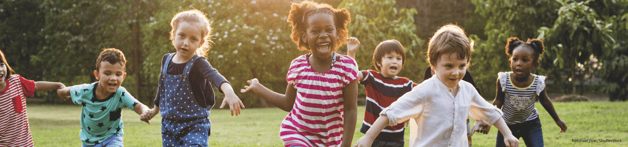 Spielende Kinder: Kinder erben die Welt so, wie wir sie hinterlassen.