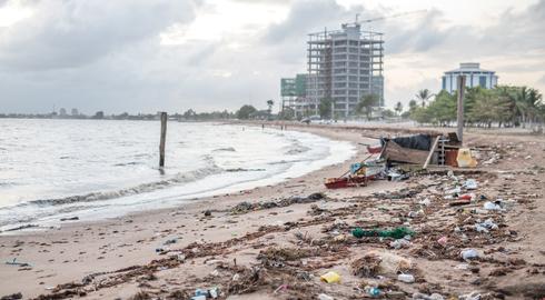 Plastic waste at the beach